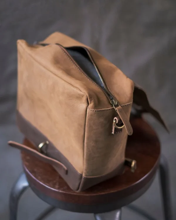 Trip Machine Messenger Bag Tobacco