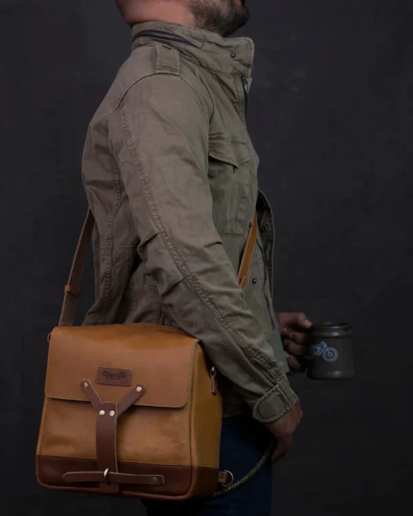 Trip Machine Messenger Bag Vintage Tan