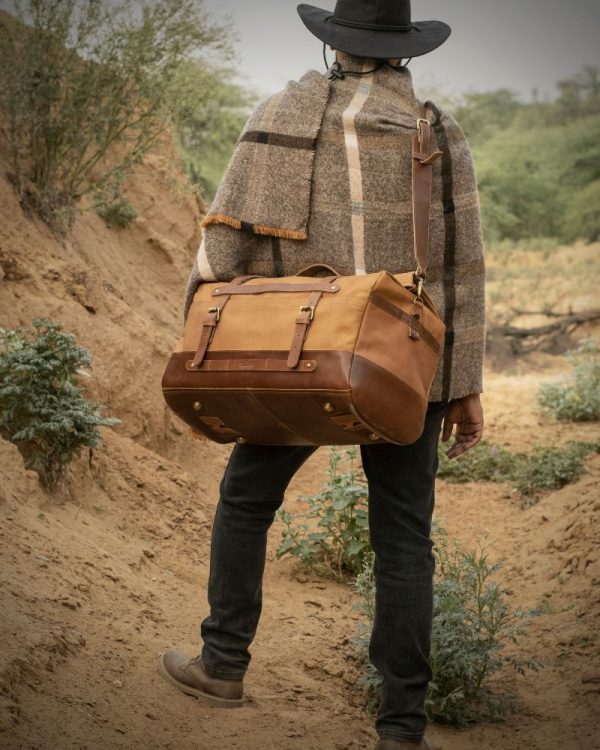 Trip Machine Outlaw Duffel Bag Vintage Tan