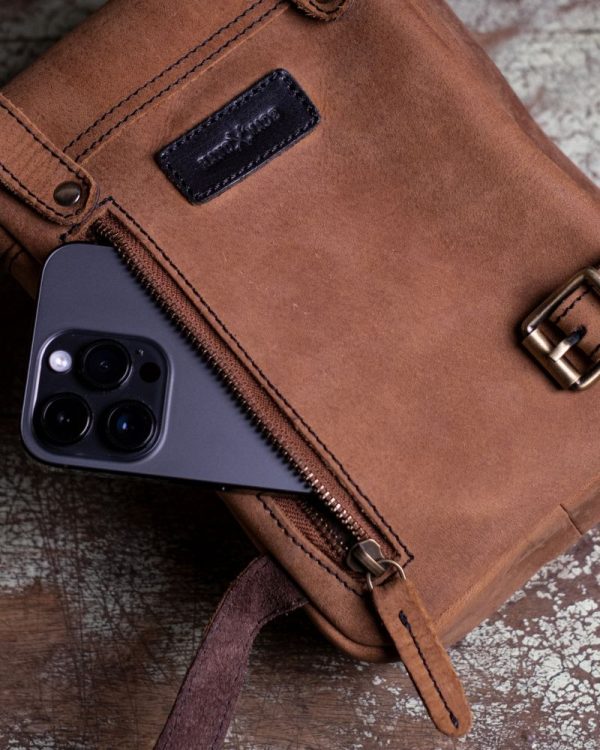 Trip Machine Thigh Bag Tobacco